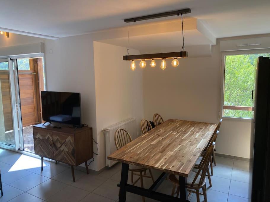 Charmant T4 Duplex Vue Montagne Loudenvielle Exterior foto